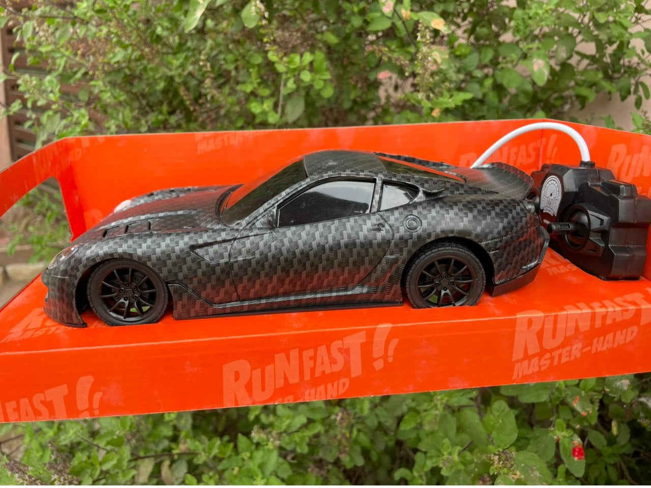 Run fast master mind Remote Control Toy Car Electric Chargeable 3d Lightning