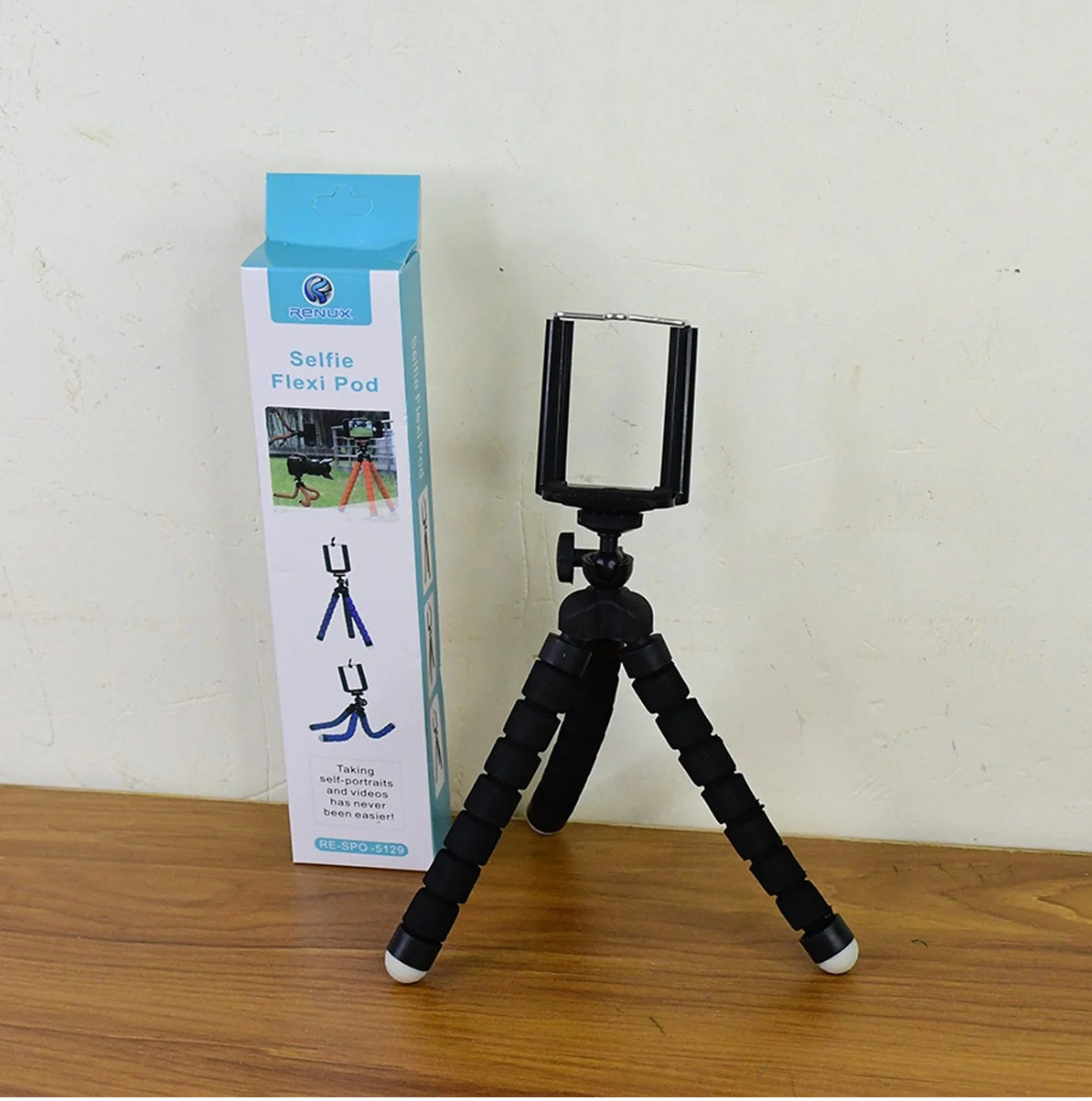 12 Inch Flexible Camera Tripod with Wrapable Disc Legs & Quick Release Plate + Universal Smartphone Mount + Bluetooth Wireless Remote Control Camera Shutter for Smartphones